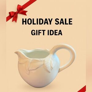 Eddie Bauer Ceramic White Pitcher Made Italy Foliage Classic Relief 6 1/4x8 1/2